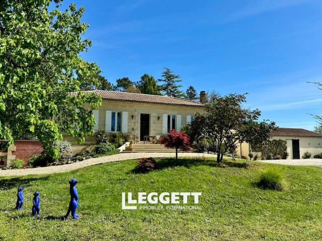 Maison 9 pièces 226 m²