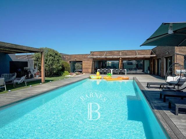 Maison 9 pièces 226 m²
