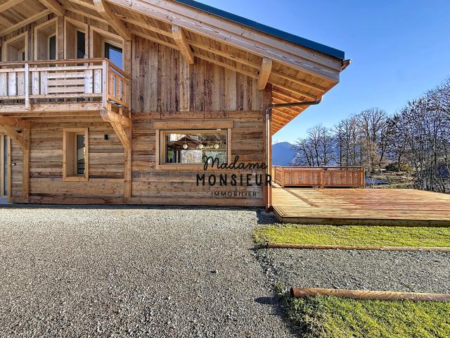 Maison 9 pièces 226 m²