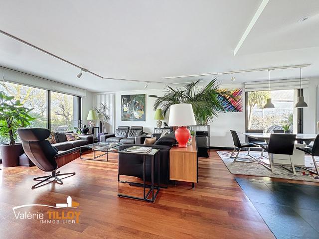 Maison 9 pièces 227 m²
