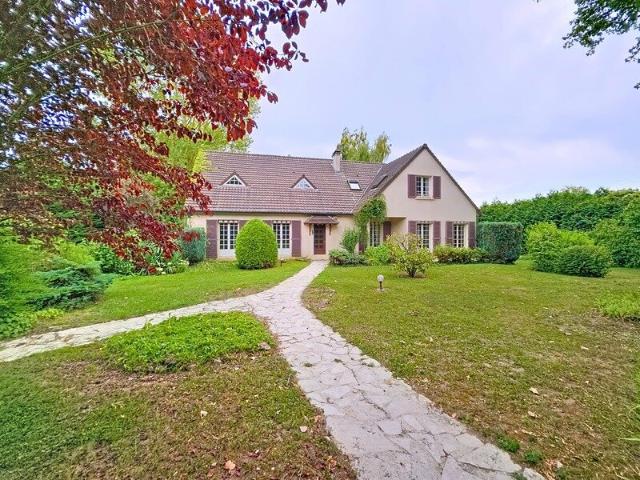 Maison 9 pièces 227 m²