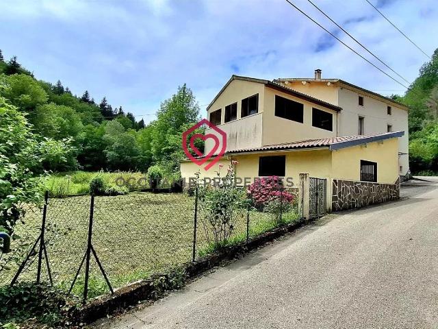 Maison 9 pièces 227 m²