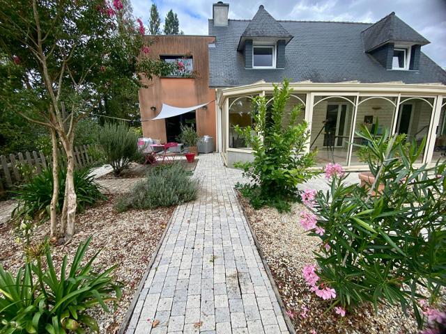 Maison 9 pièces 227 m²