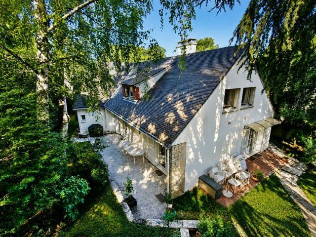 Maison 9 pièces 228 m²