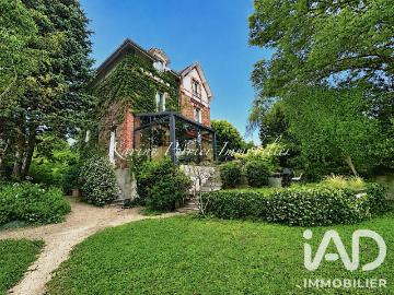 Maison 9 pièces 229 m²