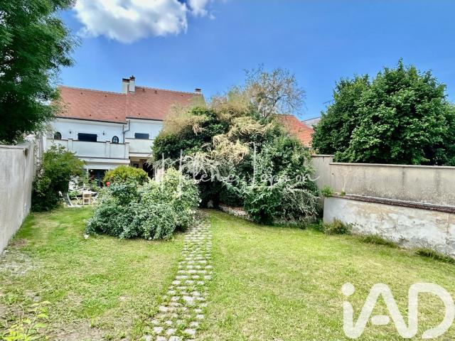 Maison 9 pièces 229 m²