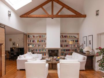 Maison 9 pièces 220 m²