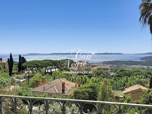Maison 9 pièces 220 m²