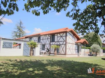 Maison 9 pièces 200 m²