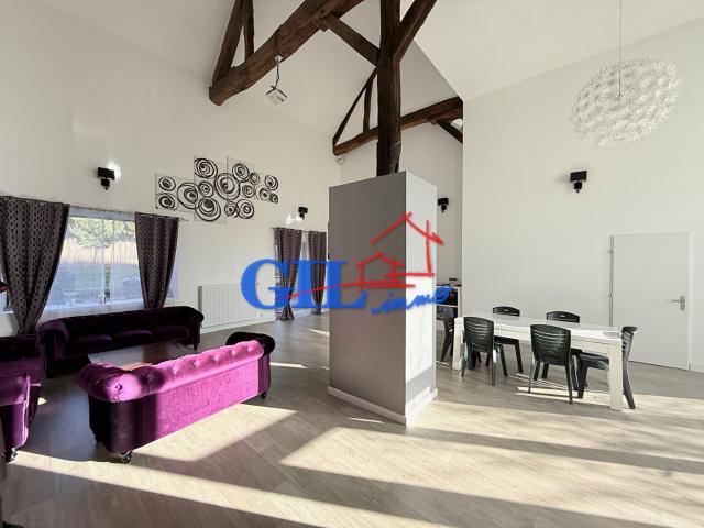 Maison 9 pièces 220 m²