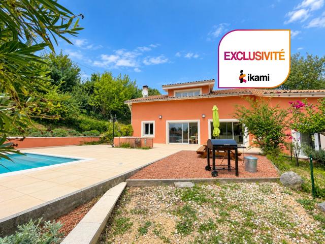 Maison 9 pièces 220 m²