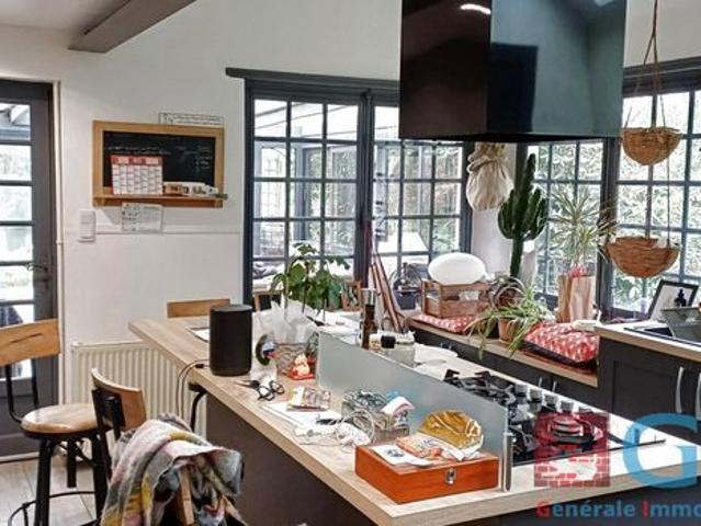 Maison 9 pièces 220 m²