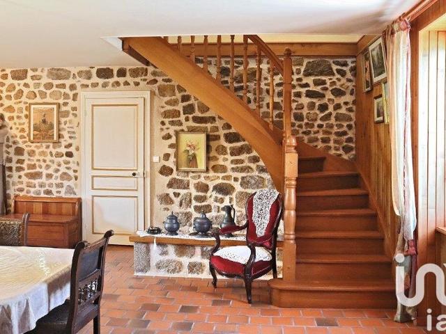Maison 9 pièces 220 m²
