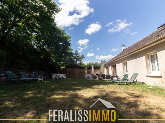 Maison 9 pièces 220 m²