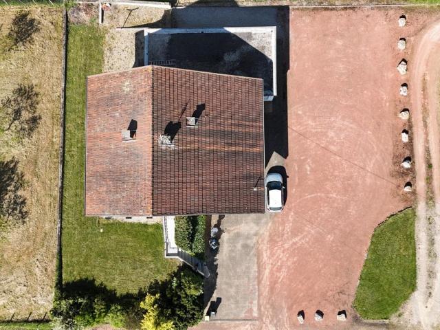 Maison 9 pièces 221 m²