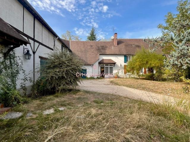 Maison 8 pièces 283 m²