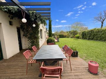 Maison 9 pièces 221 m²