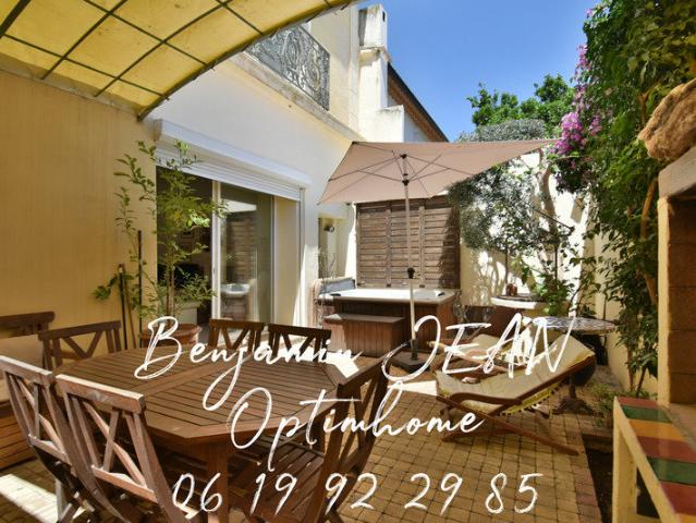 Maison 9 pièces 222 m²