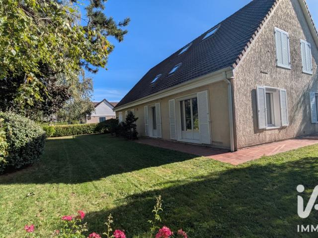 Maison 9 pièces 223 m²