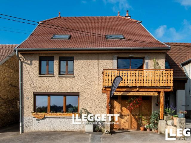 Maison 9 pièces 223 m²