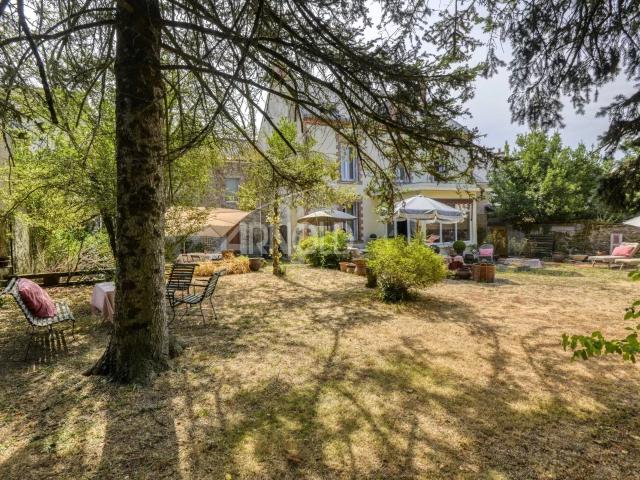 Maison 9 pièces 223 m²