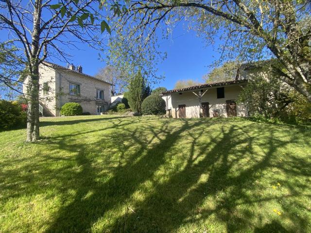 Maison 9 pièces 223 m²