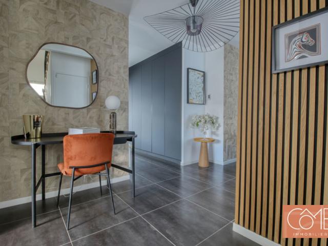 Maison 9 pièces 234 m²
