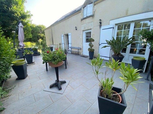 Maison 9 pièces 234 m²