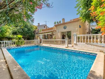 Maison 9 pièces 234 m²