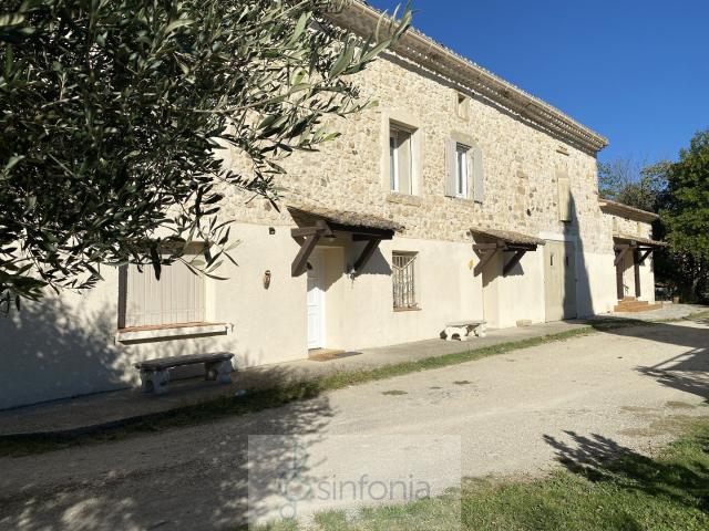 Maison 9 pièces 234 m²