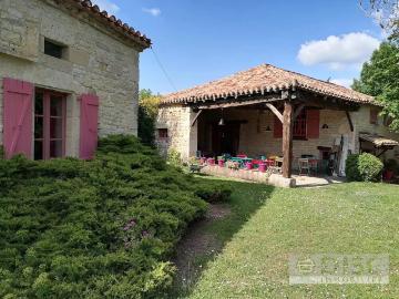 Maison 9 pièces 265 m²