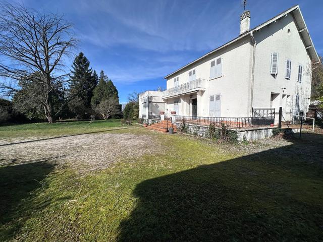 Maison 9 pièces 235 m²