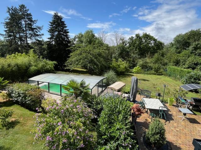 Maison 9 pièces 235 m²