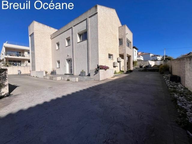 Maison 9 pièces 235 m²