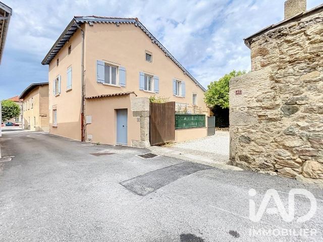 Maison 9 pièces 235 m²