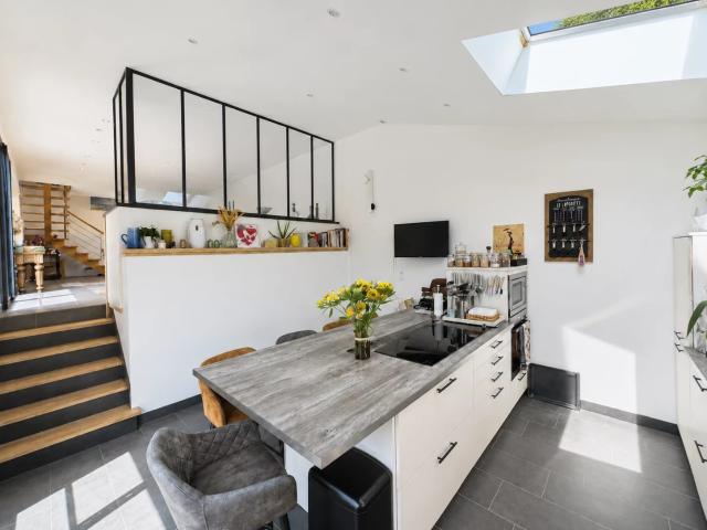 Maison 9 pièces 235 m²