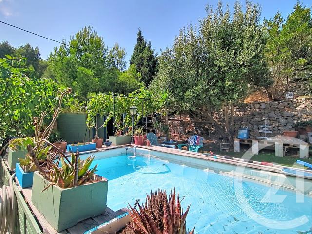 Maison 9 pièces 236 m²