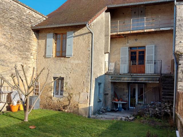 Maison 9 pièces 236 m²