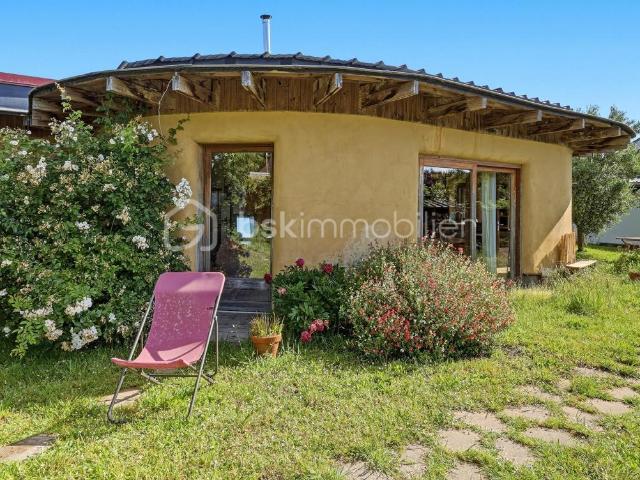 Maison 9 pièces 236 m²