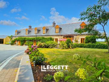 Maison 9 pièces 236 m²