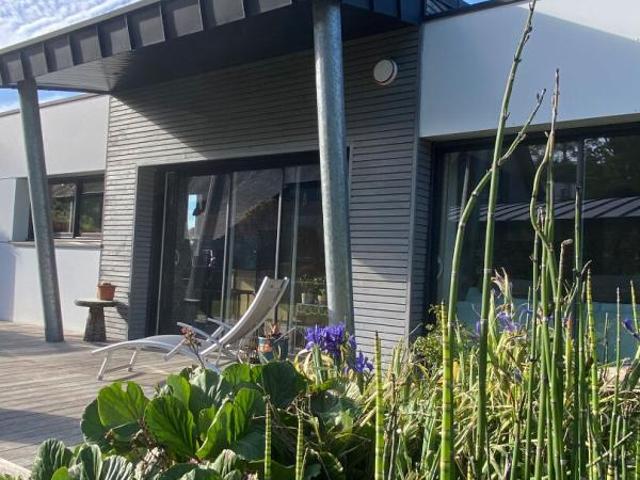 Maison 9 pièces 238 m²
