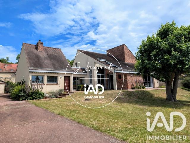 Maison 9 pièces 239 m²