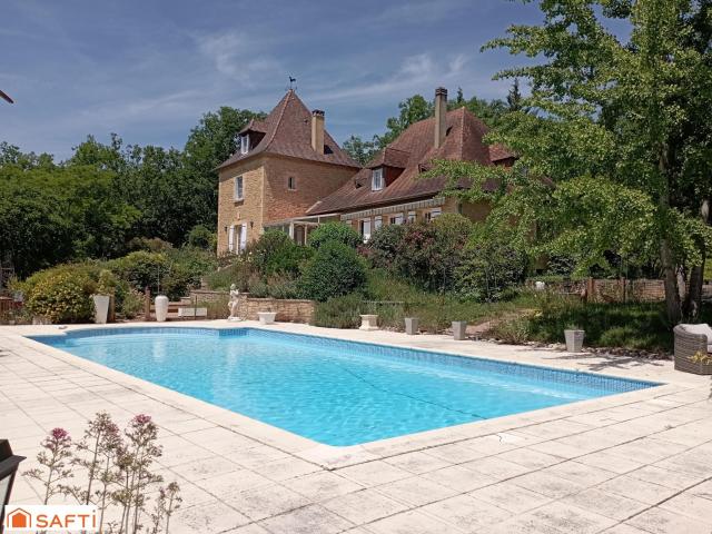 Maison 9 pièces 230 m²