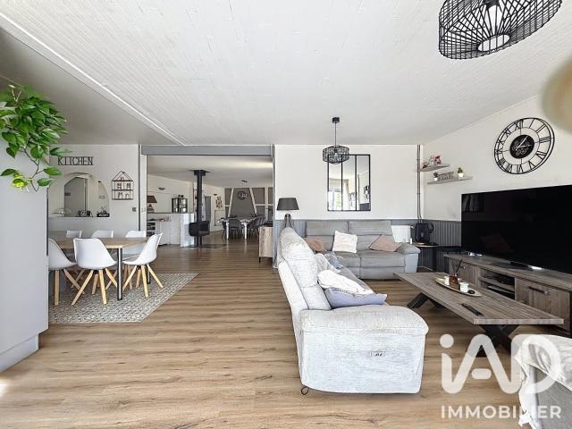 Maison 9 pièces 230 m²