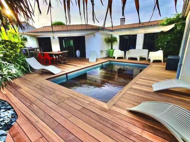 Maison 9 pièces 230 m²