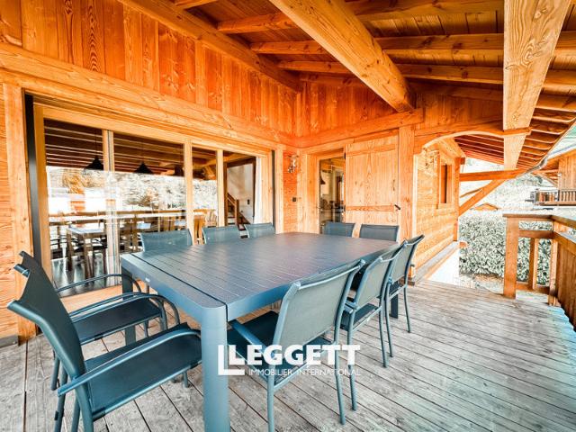 Maison 9 pièces 230 m²