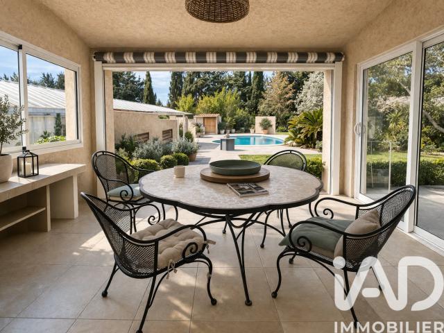 Maison 9 pièces 230 m²