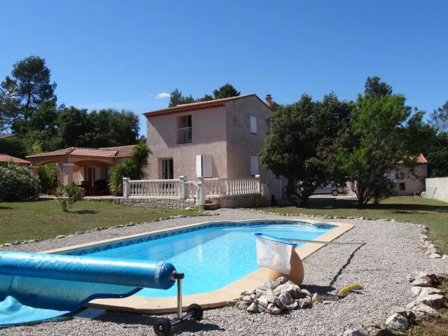 Maison 9 pièces 230 m²