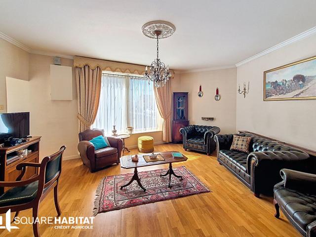 Maison 9 pièces 233 m²