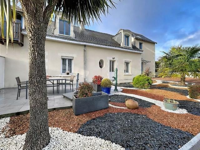 Maison 9 pièces 233 m²